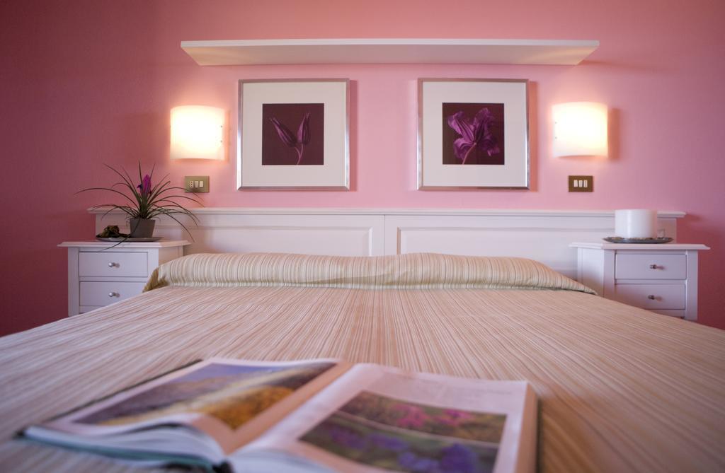 Hotel Barsalini SantʼAndrea Pokoj fotografie
